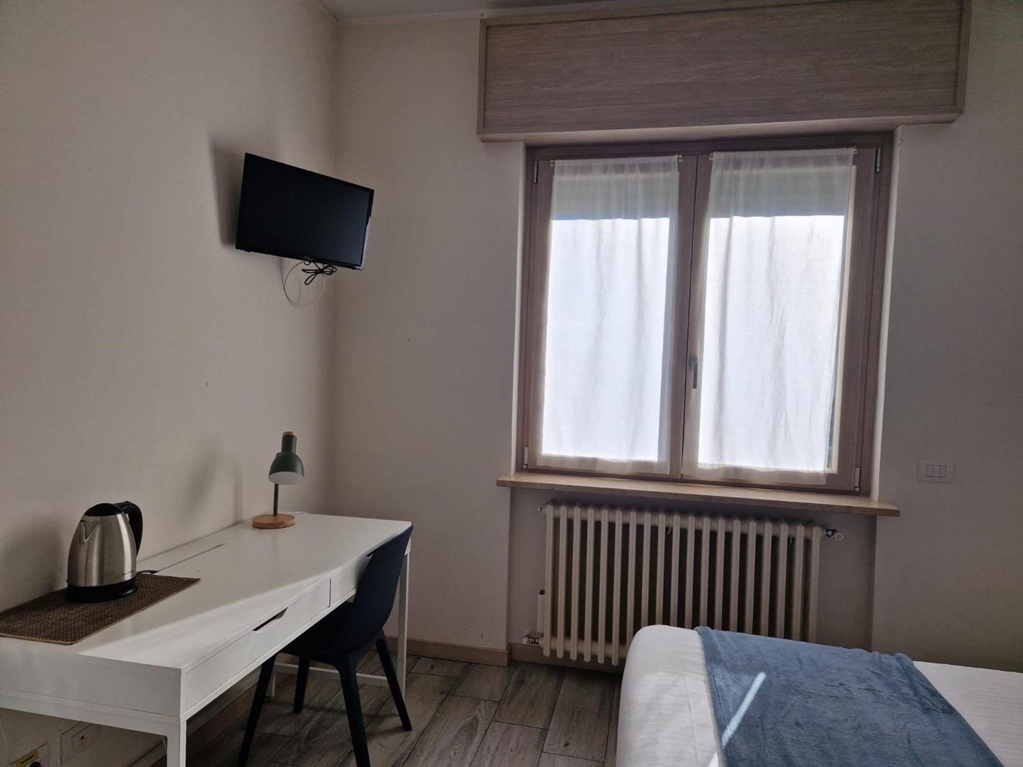 Bgy Airport House Grassobbio Hotel Стая снимка